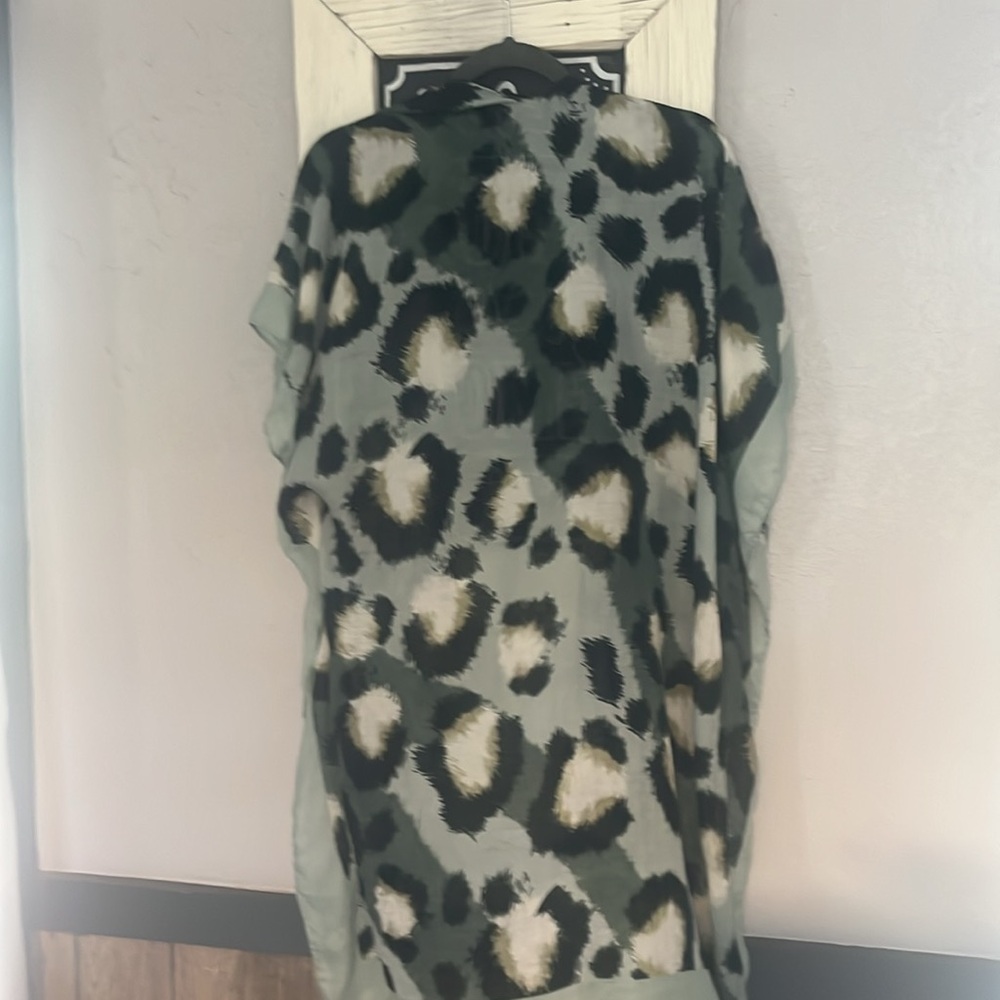 Cardigan - Picture 3 of 3